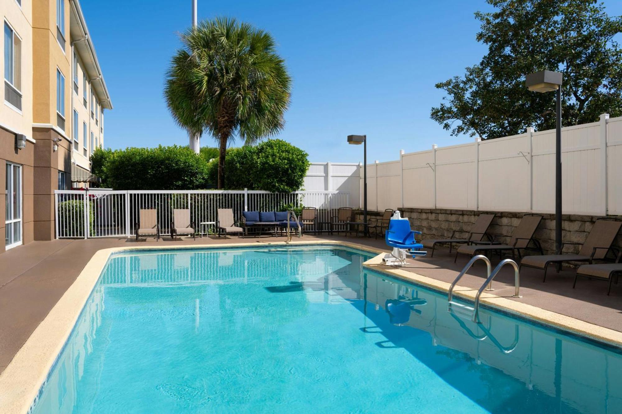 Fairfield Inn And Suites By Marriott Tifton Exterior foto